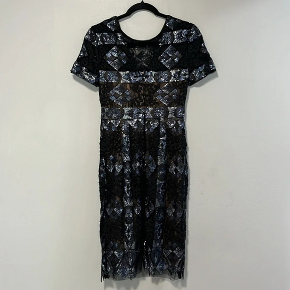 BCBGMAXAZRIA 'Samara' Sequin Lace Sheath Dress size 2 - Picture 5 of 7